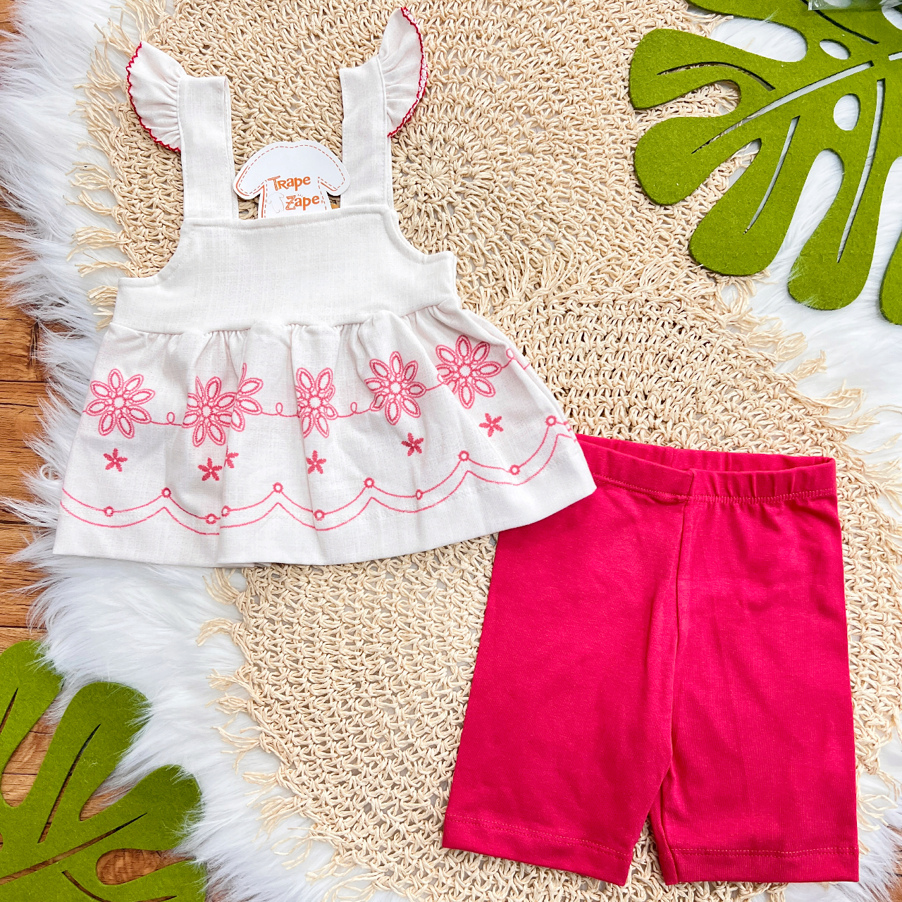 Conj. Batinha Flores com Alcinha e Short Legging - Areia e Cereja